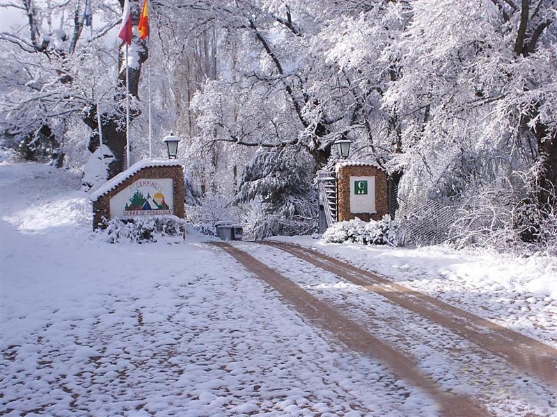 Cabanas Camping Sierra De Penascosa Exteriör bild