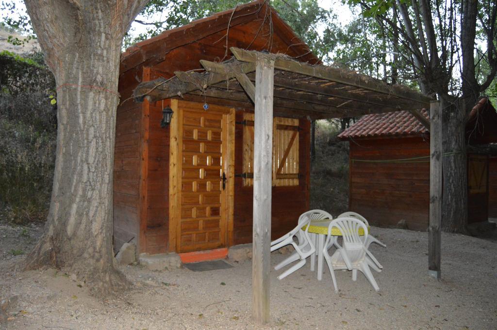 Cabanas Camping Sierra De Penascosa Exteriör bild